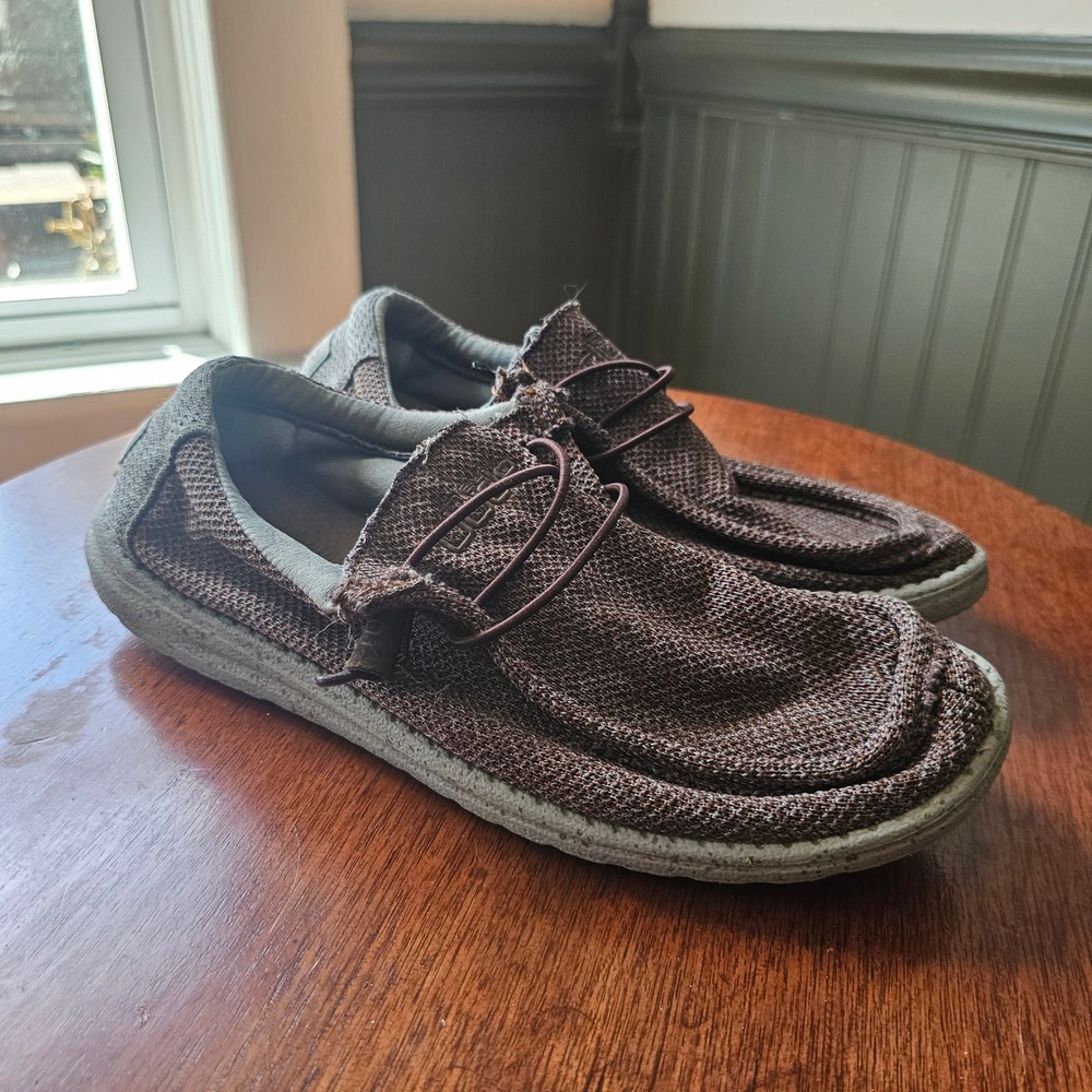 Hey Dude Wally Sox Brown Grey Mens Size 10 Slip On Loafers Lightweight Sneakers